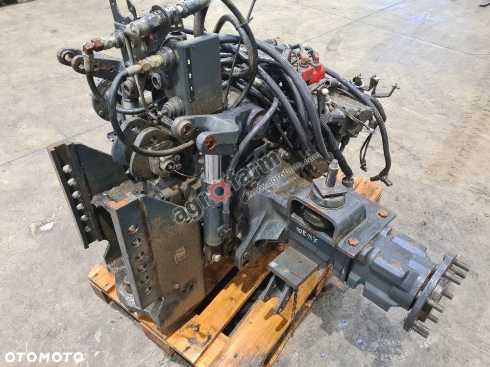 Skrzynia biegów i most tylny McCormick CX 105 xtra - 2