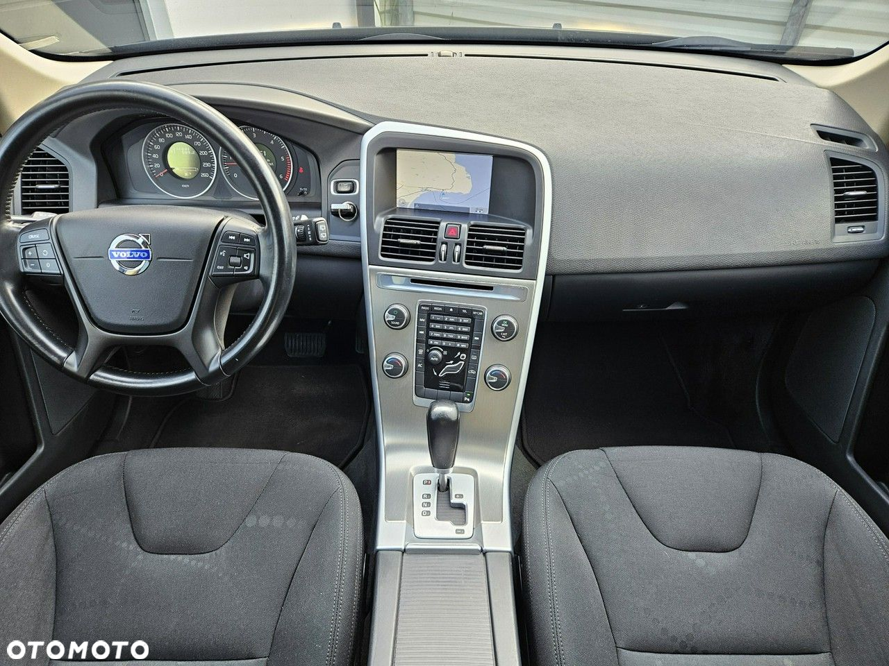 Volvo XC 60 D4 Geartronic Kinetic - 28