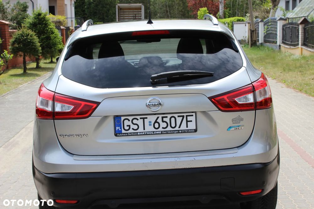 Nissan Qashqai 1.6 DCi Xtronic TEKNA - 7