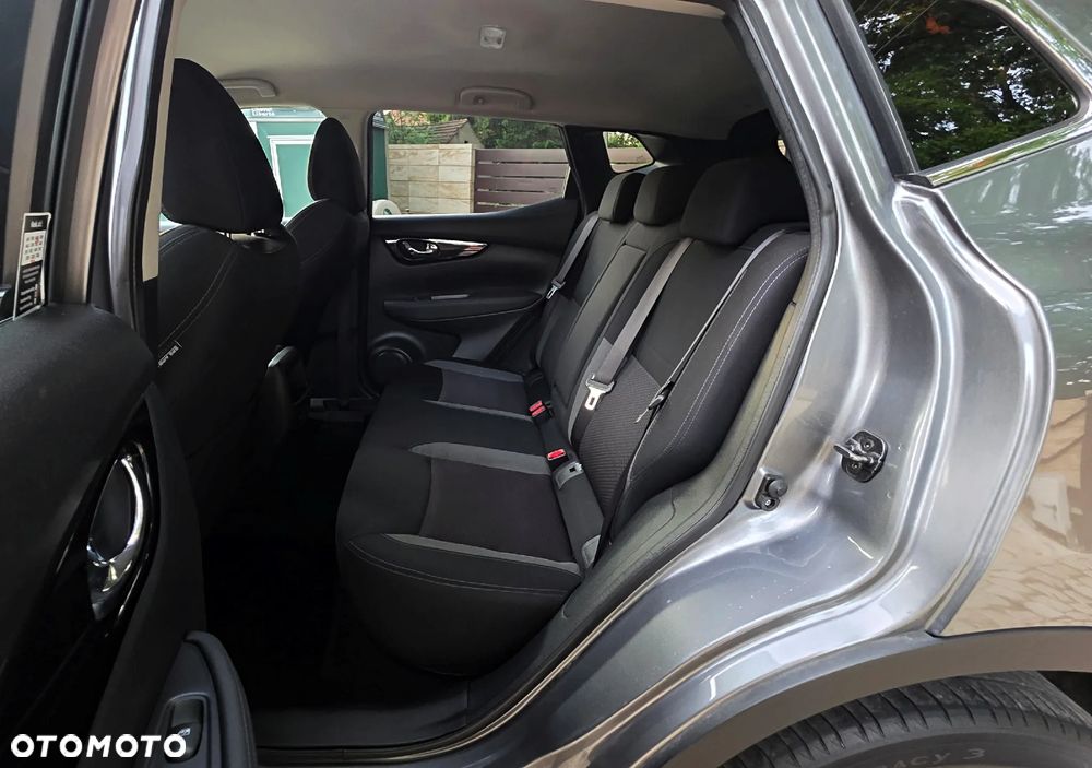 Nissan Qashqai 1.6 DIG-T N-Connecta - 15