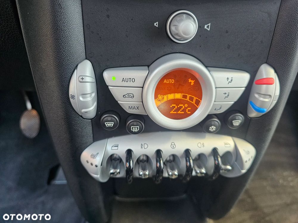 MINI Cooper 50 Mayfair - 13