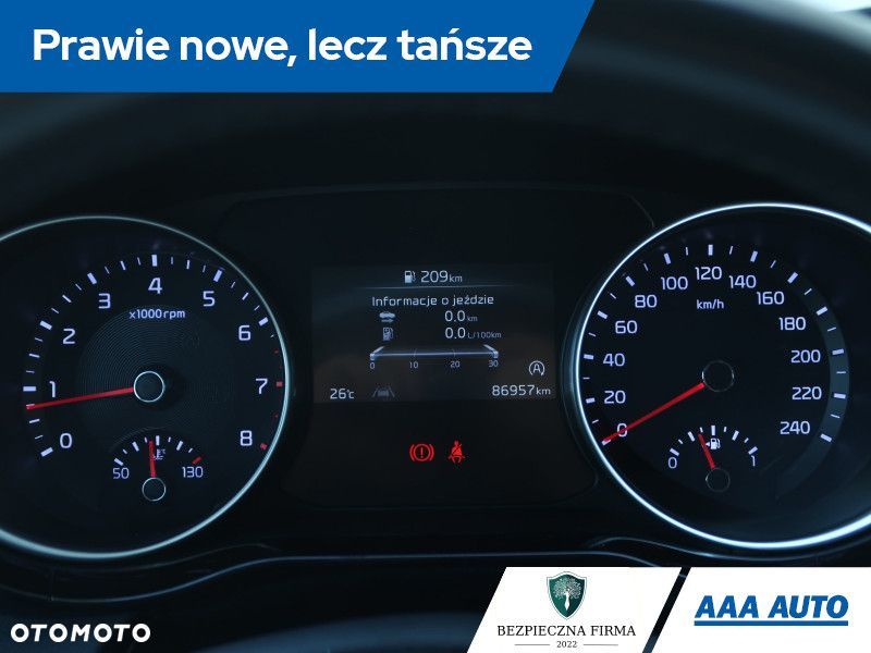 Kia Ceed - 12