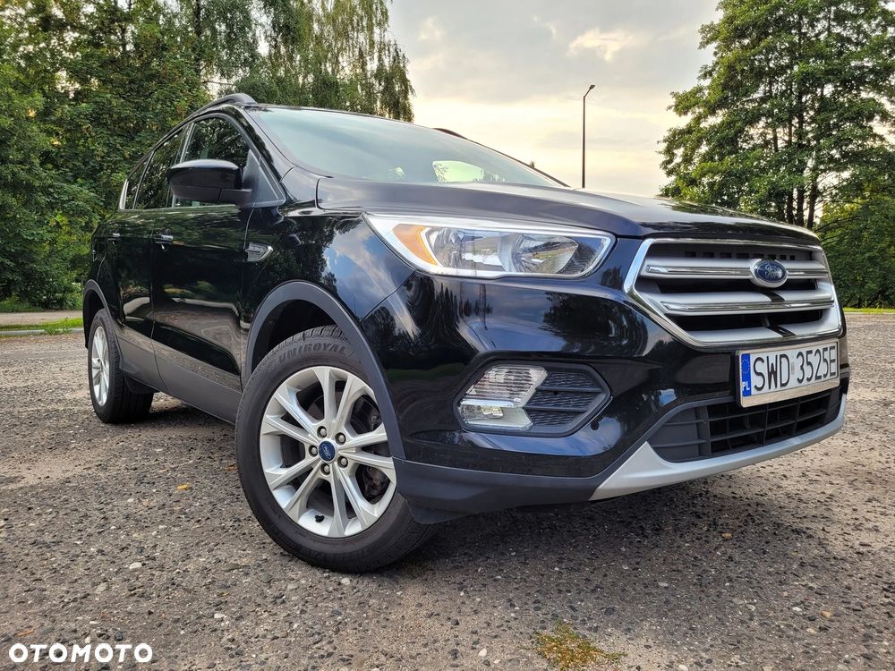 Ford Kuga 1.5 EcoBoost 4WD Trend - 1