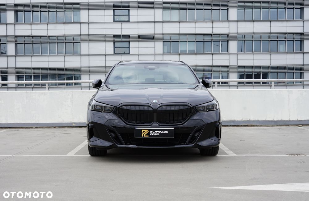 BMW Seria 5 520d xDrive mHEV - 3