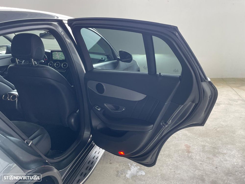 Mercedes-Benz GLC 250 d Coupé AMG Line 4-Matic - 33