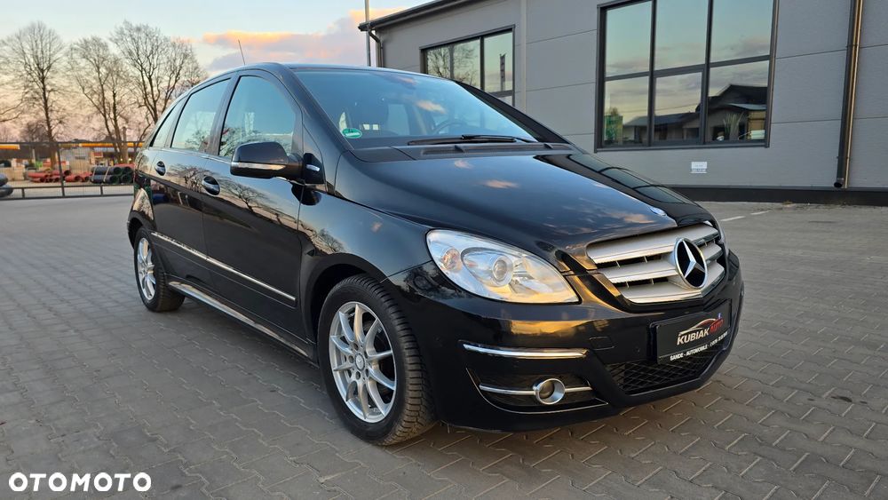Mercedes-Benz Klasa B - 1