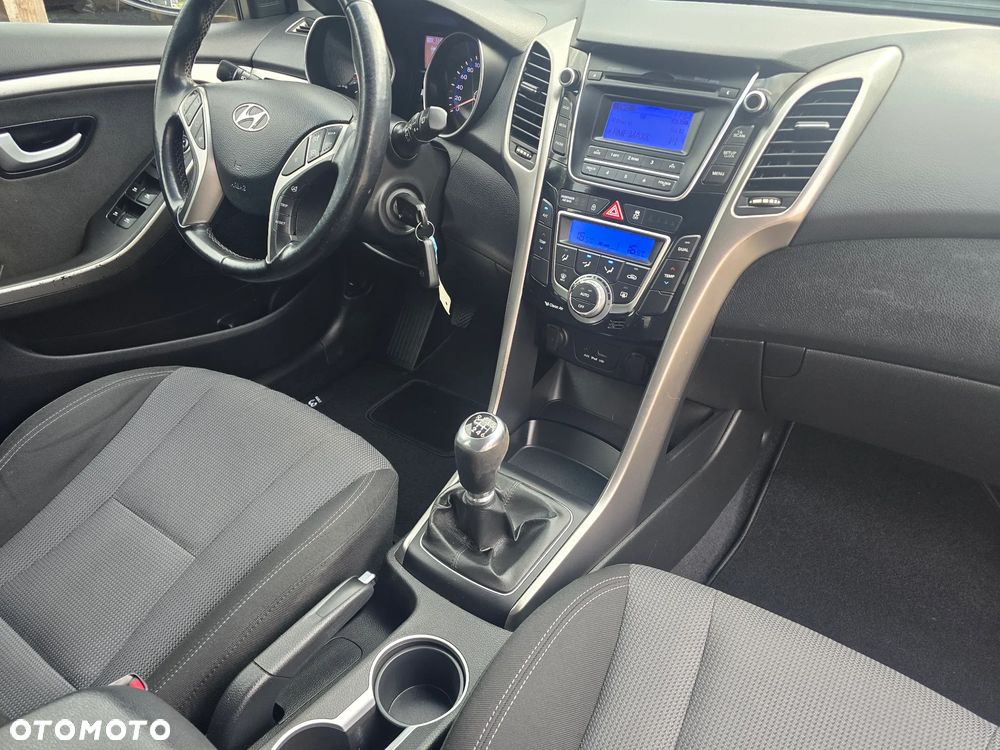 Hyundai i30 1.6 Style - 24