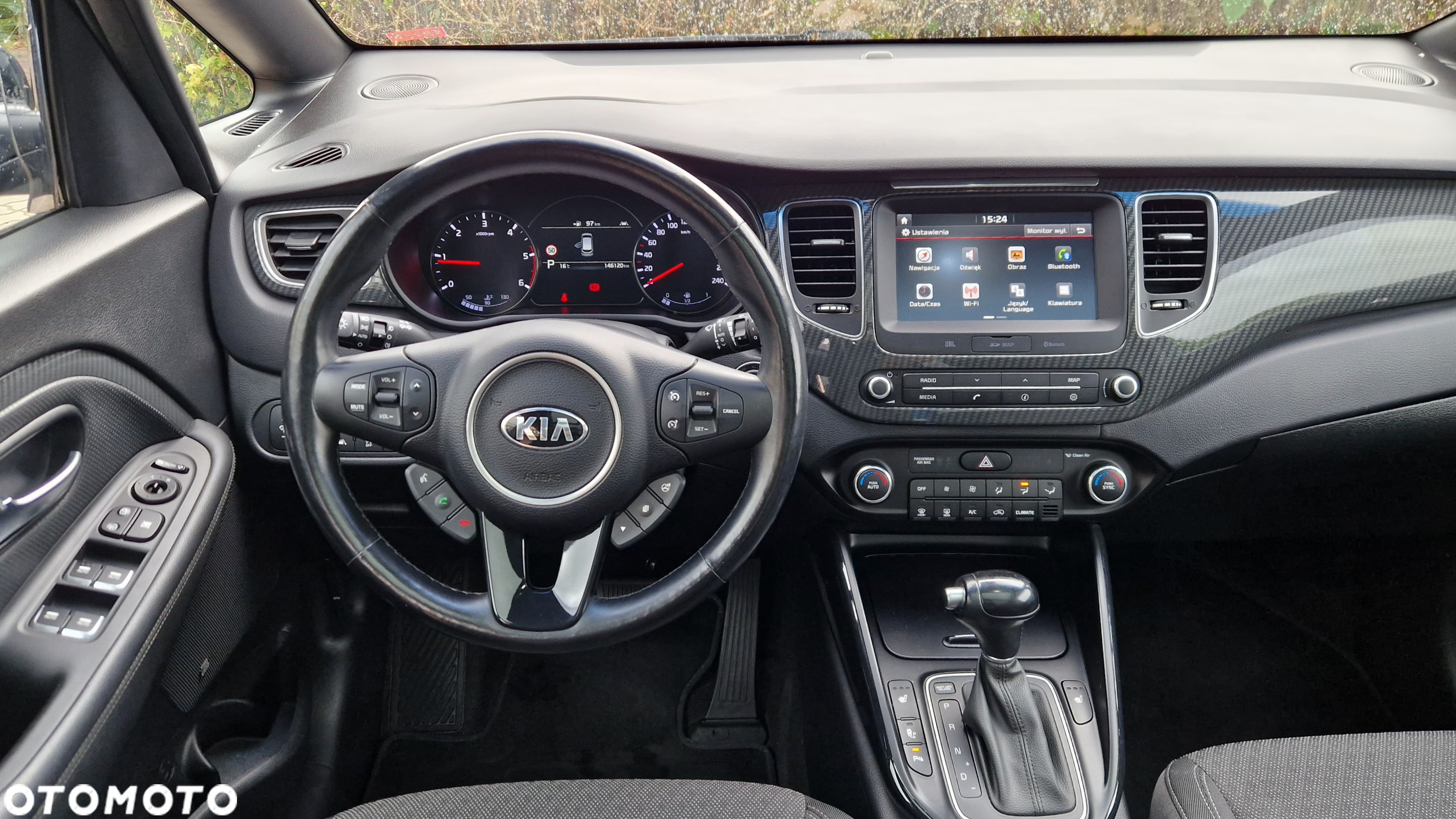 Kia Carens 1.7 CRDi Business Line 7os 7DCT - 8