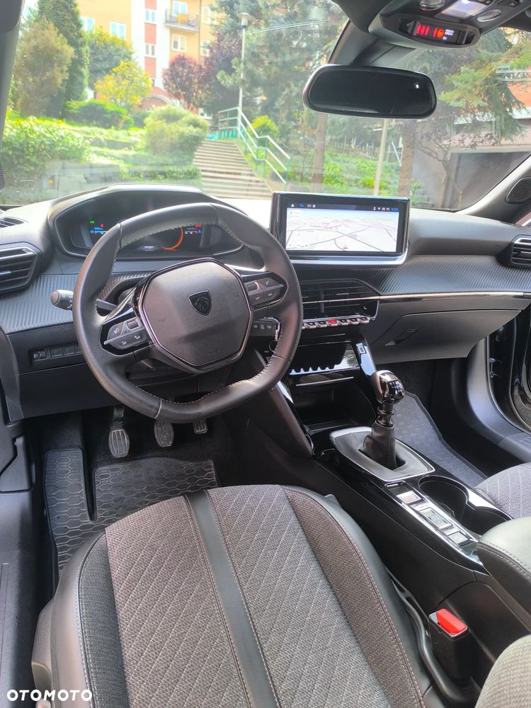 Peugeot 2008 PureTech 100 Allure - 10