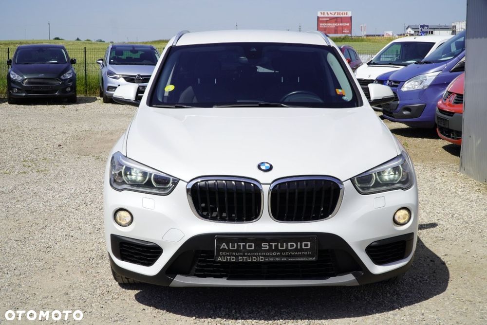 BMW X1 sDrive18d Advantage sport - 33