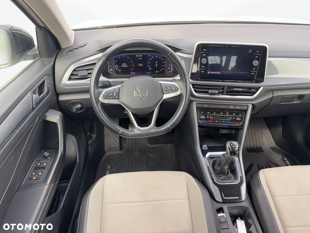 Volkswagen T-Roc - 20