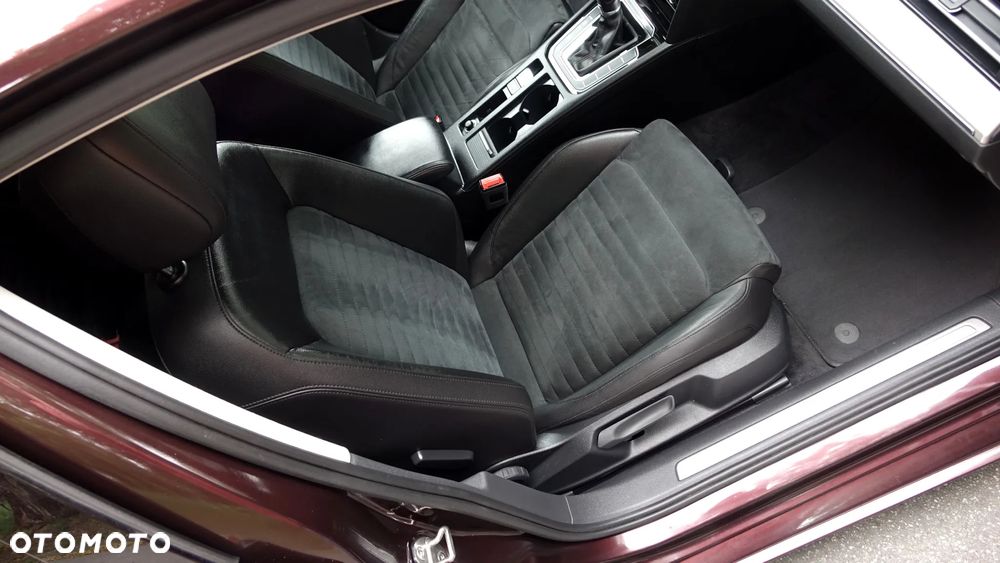 Volkswagen Passat Variant 2.0 TDI DSG (BlueMotion Technology) Highline - 15