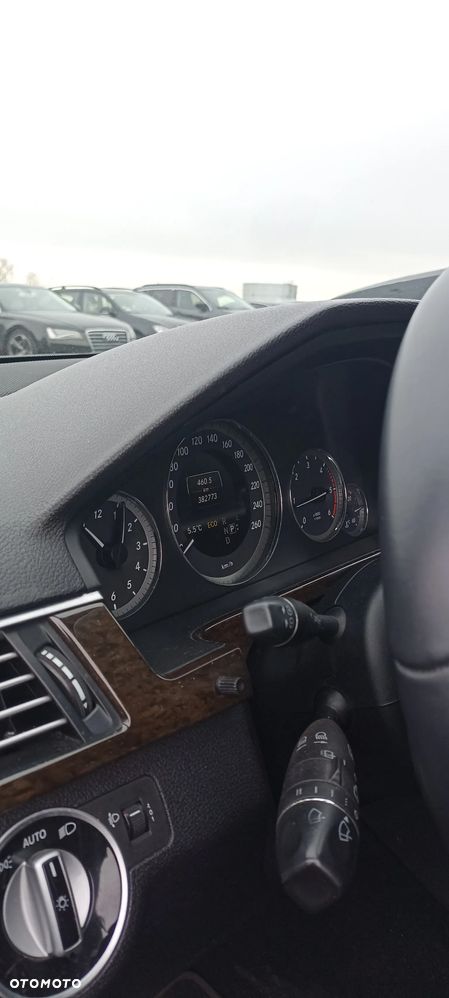 Mercedes-Benz Klasa E 220 CDI BlueEff Elegance - 9