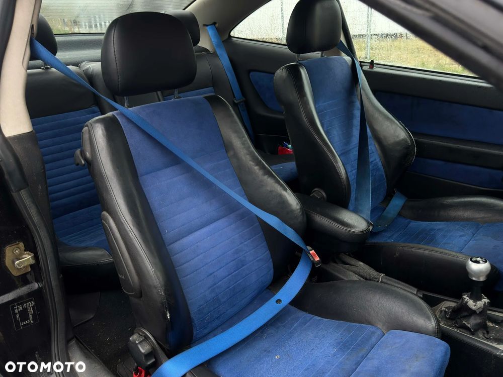 Opel Astra 2.2 Sport - 9