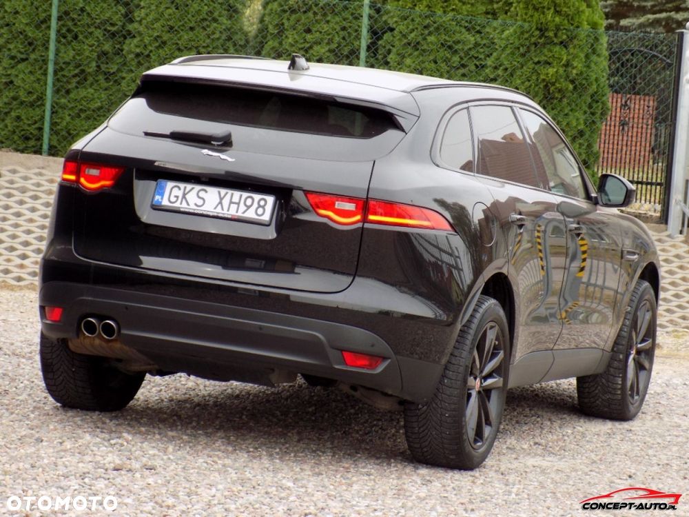 Jaguar F-Pace - 12