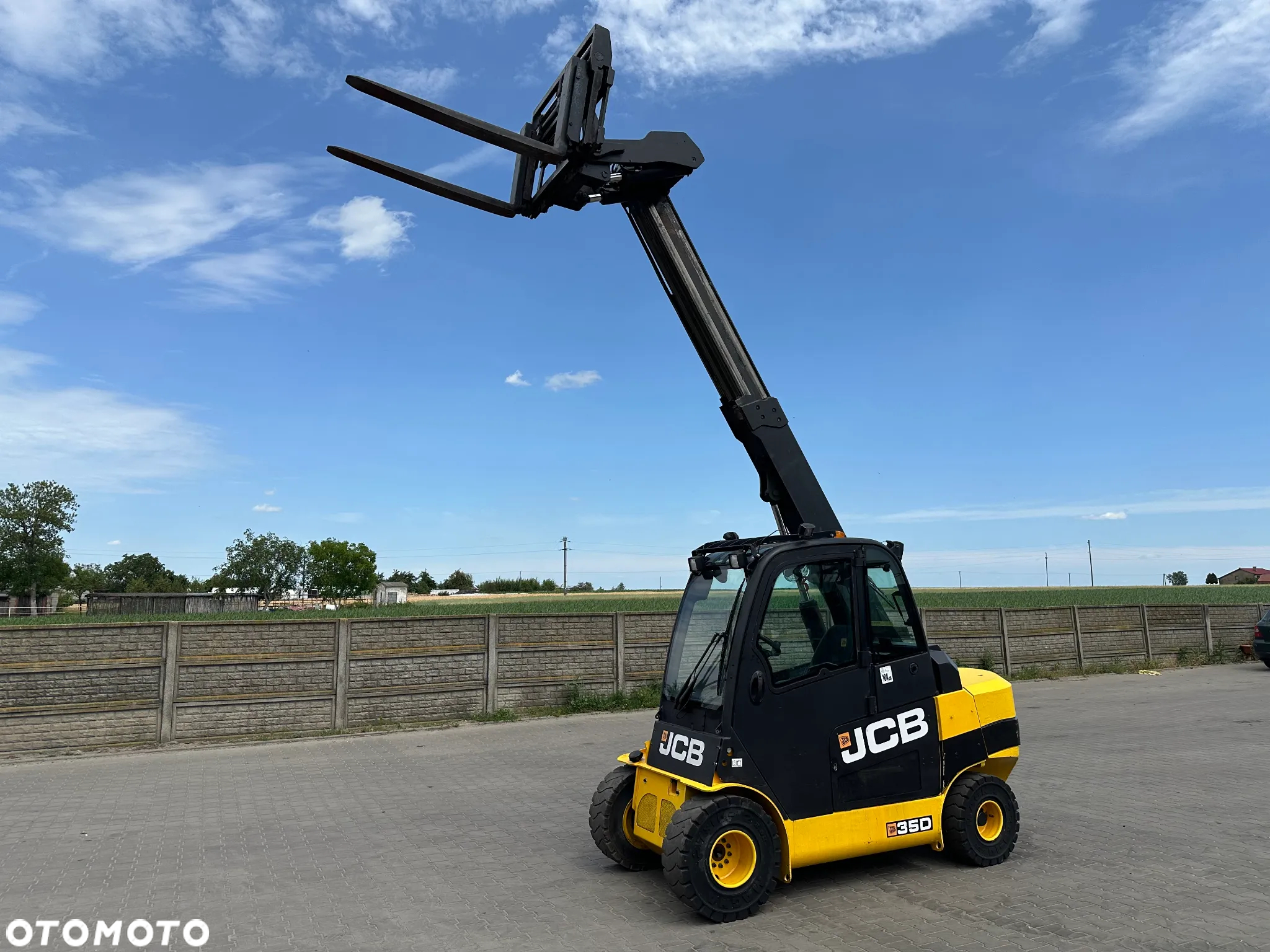 JCB TLT TELETRUK 35D - 2