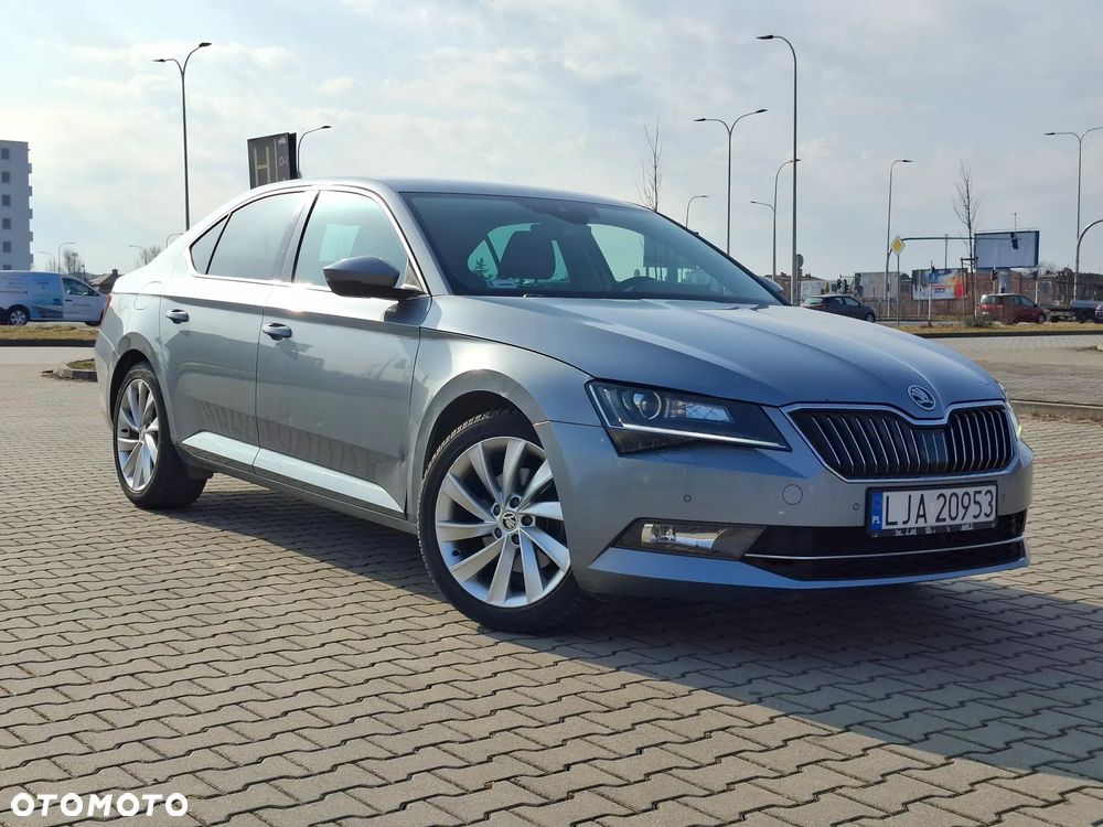 Skoda Superb 2.0 TSI Style DSG - 13
