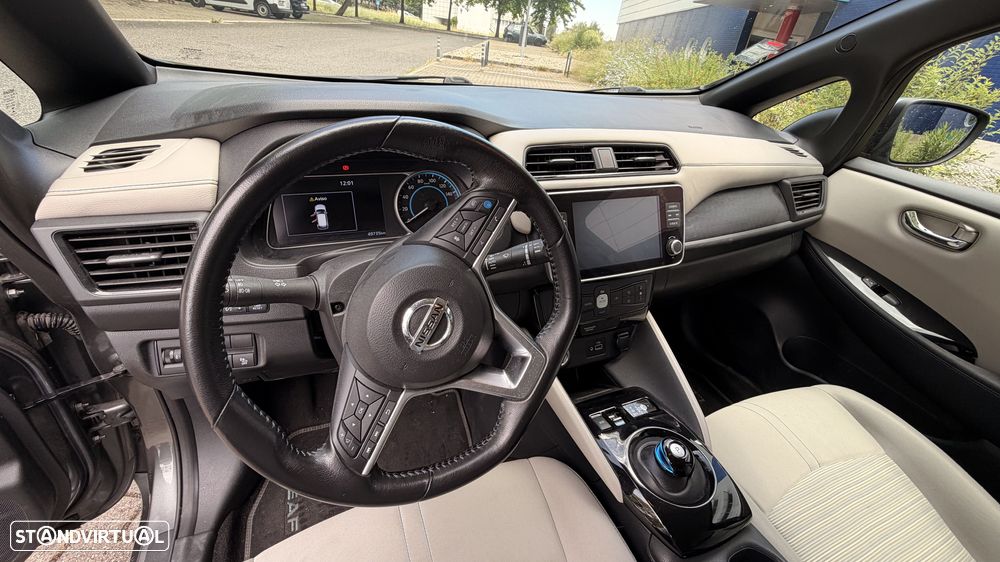 Nissan Leaf N-Connecta Two Tone - 14