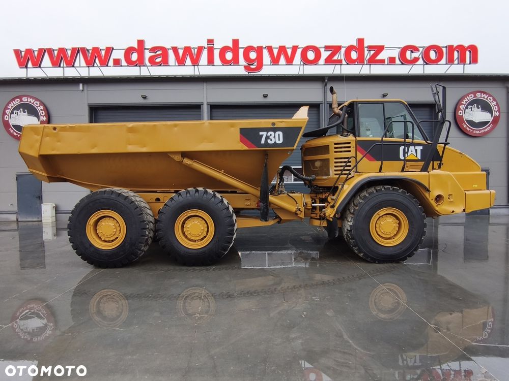 Caterpillar 730 - 2