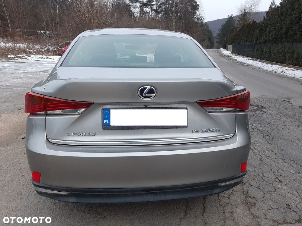 Lexus IS 300h Comfort - 5