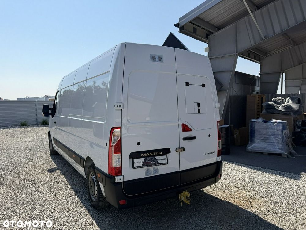 Mercedes-Benz Sprinter - 5