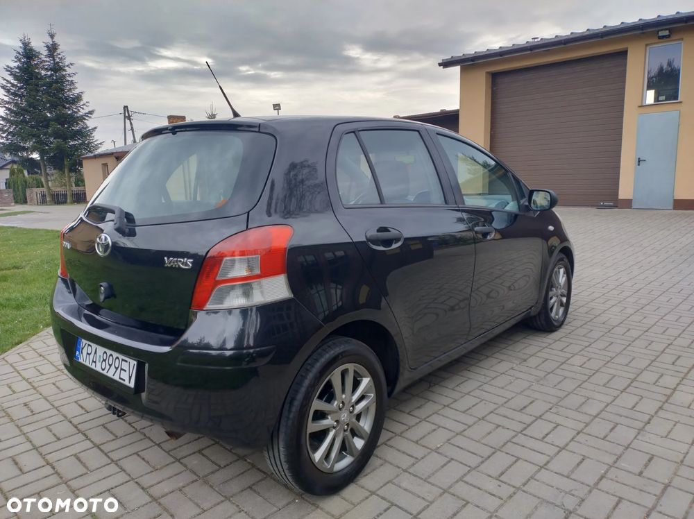 Toyota Yaris 1.33 Active - 10