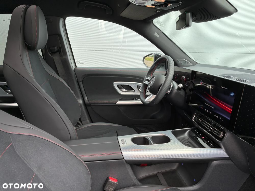 Mercedes-Benz GLB 220 mHEV 4-Matic 8G-eDCT - 5