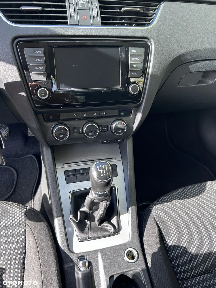 Skoda Octavia - 16