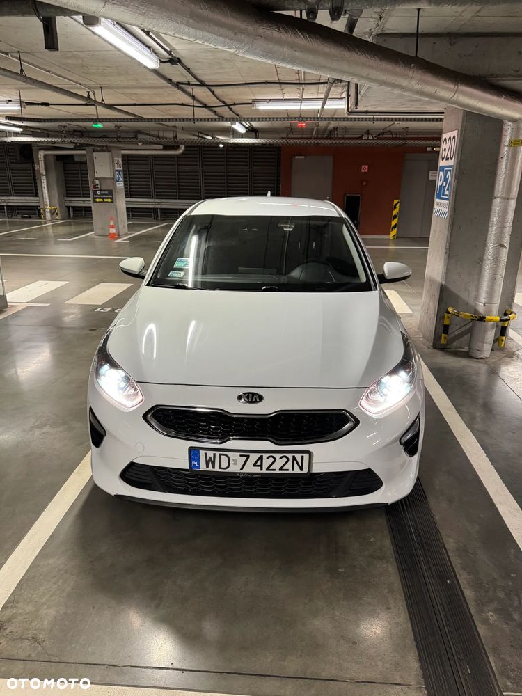 Kia Ceed 1.6 CRDi SCR M - 12