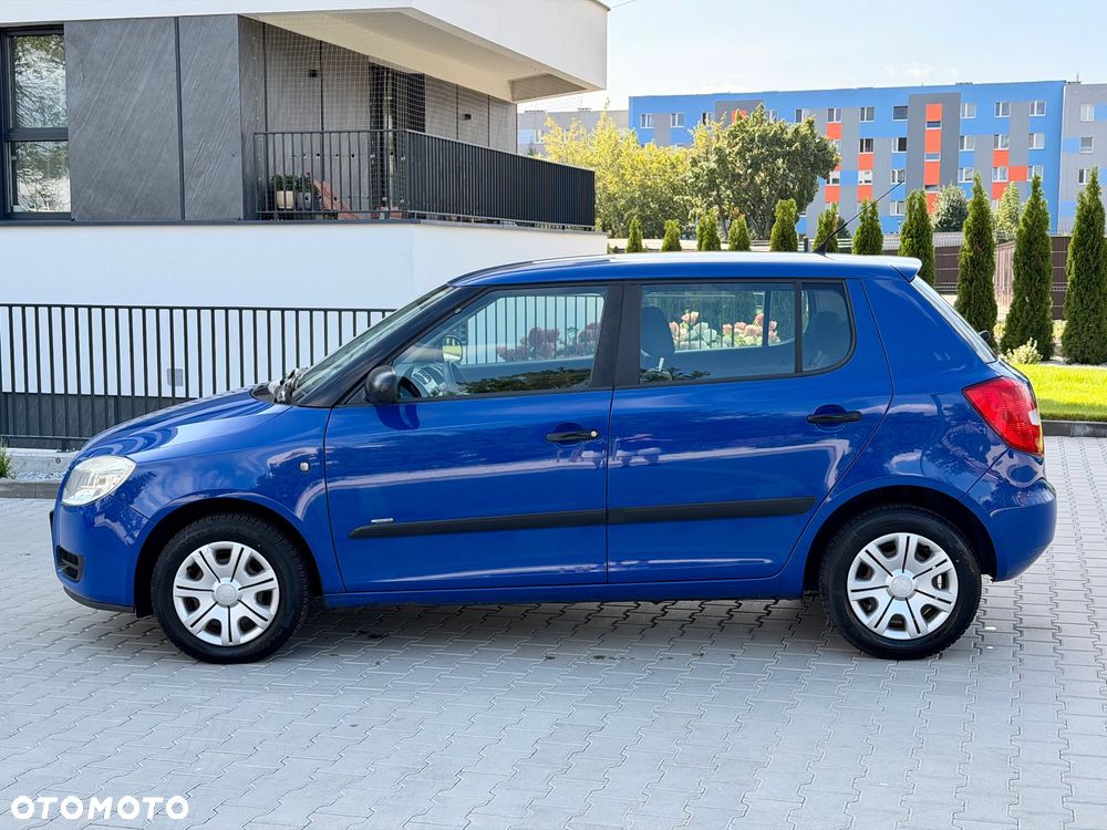 Skoda Fabia 1.2 HTP Ambiente - 14