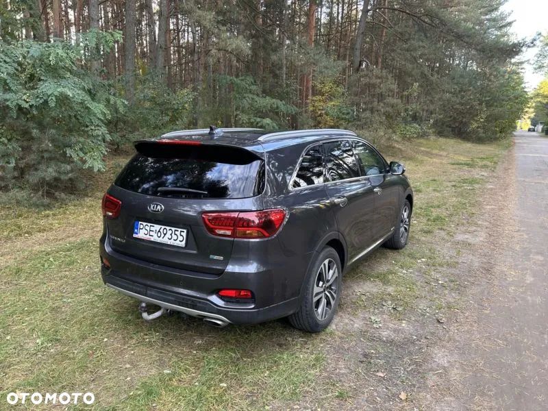 Kia Sorento - 9