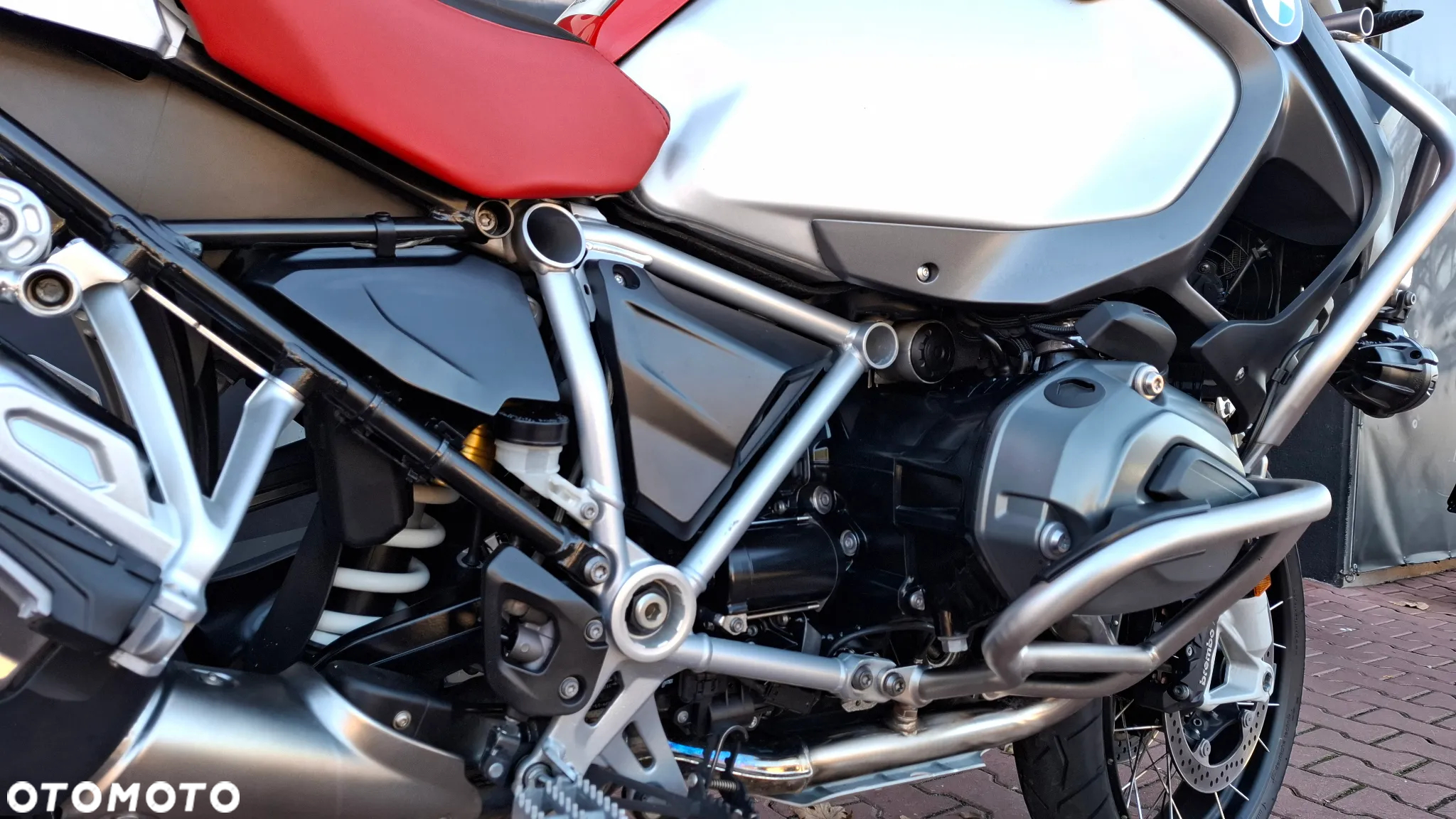 BMW R - 18