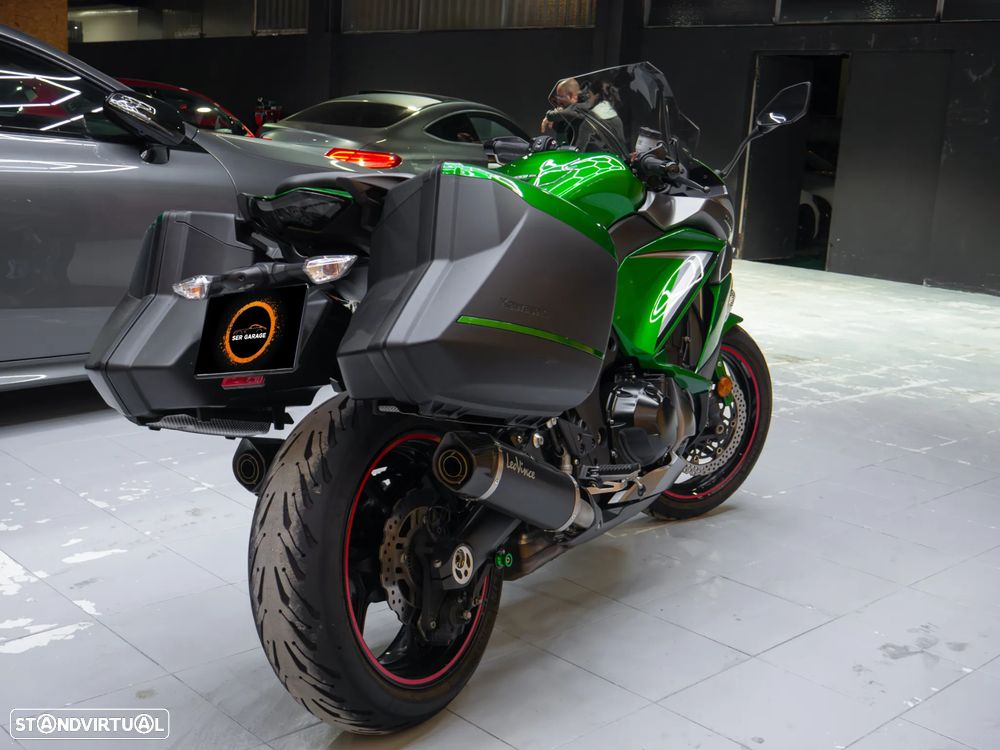 Kawasaki Z Z1000SX - 23