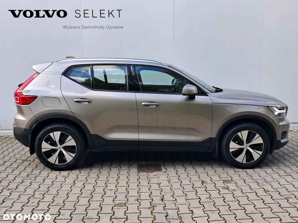 Volvo XC 40 T3 Momentum - 5