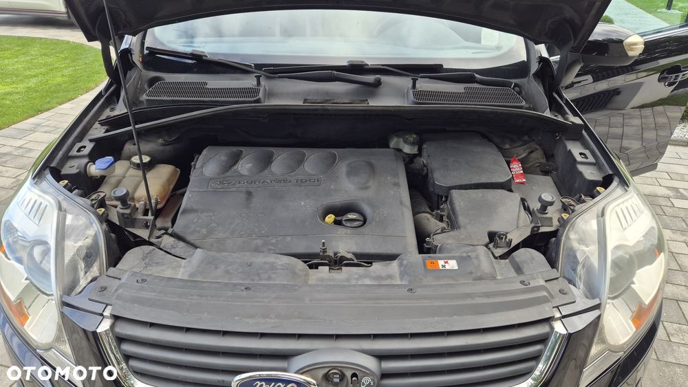Ford Kuga - 12