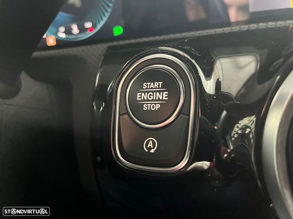 Mercedes-Benz A 180 d AMG Line Aut. - 29