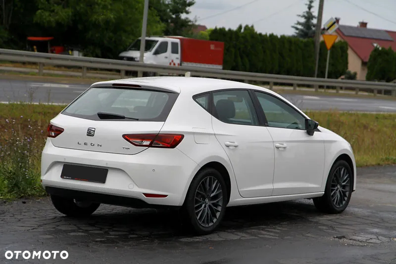 Seat Leon 1.6 TDI Start&Stop CONNECT - 2