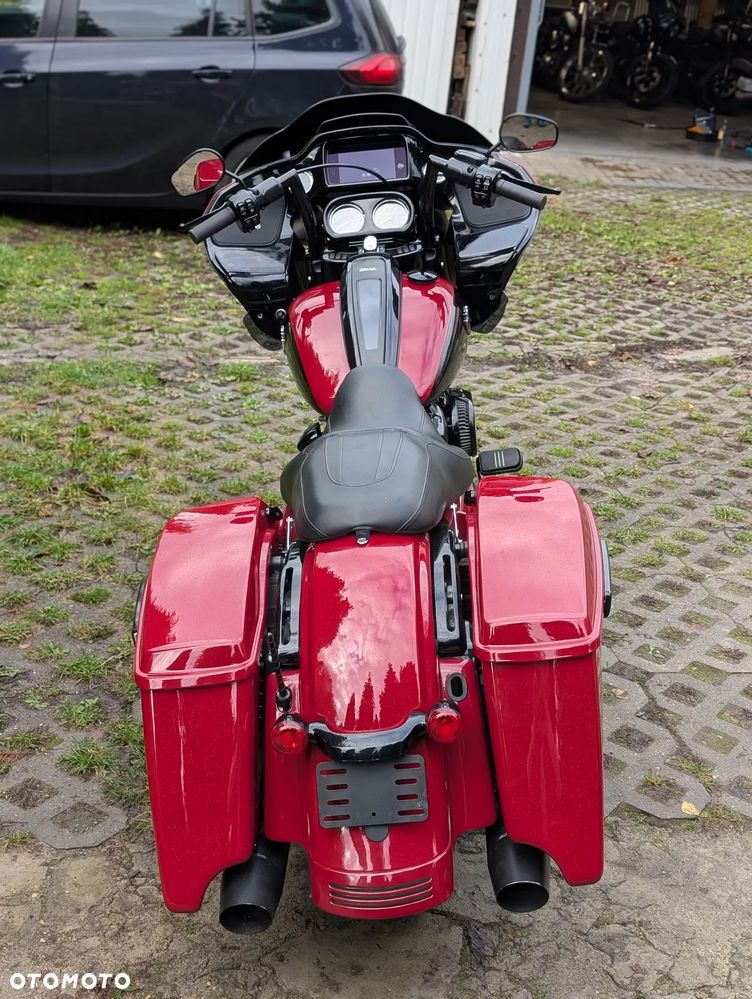 Harley-Davidson Touring Road Glide - 10