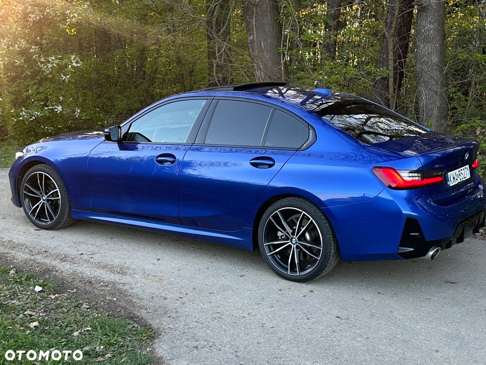 BMW Seria 3 330i xDrive Sport Line - 10
