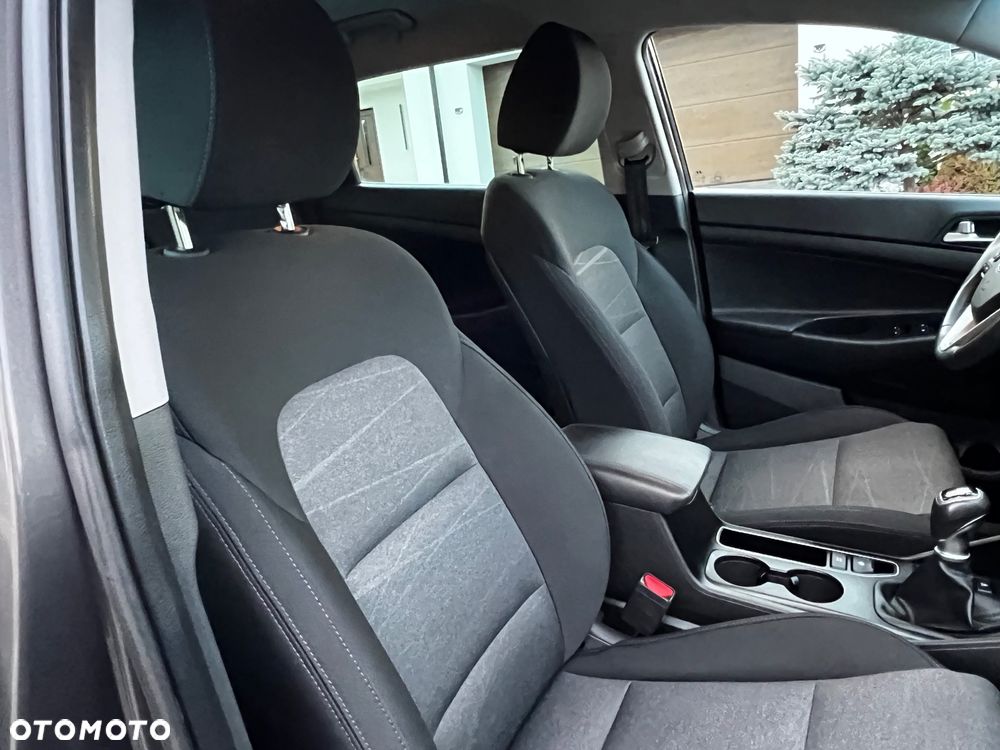 Hyundai Tucson blue 1.6 GDi 2WD Navi - 29