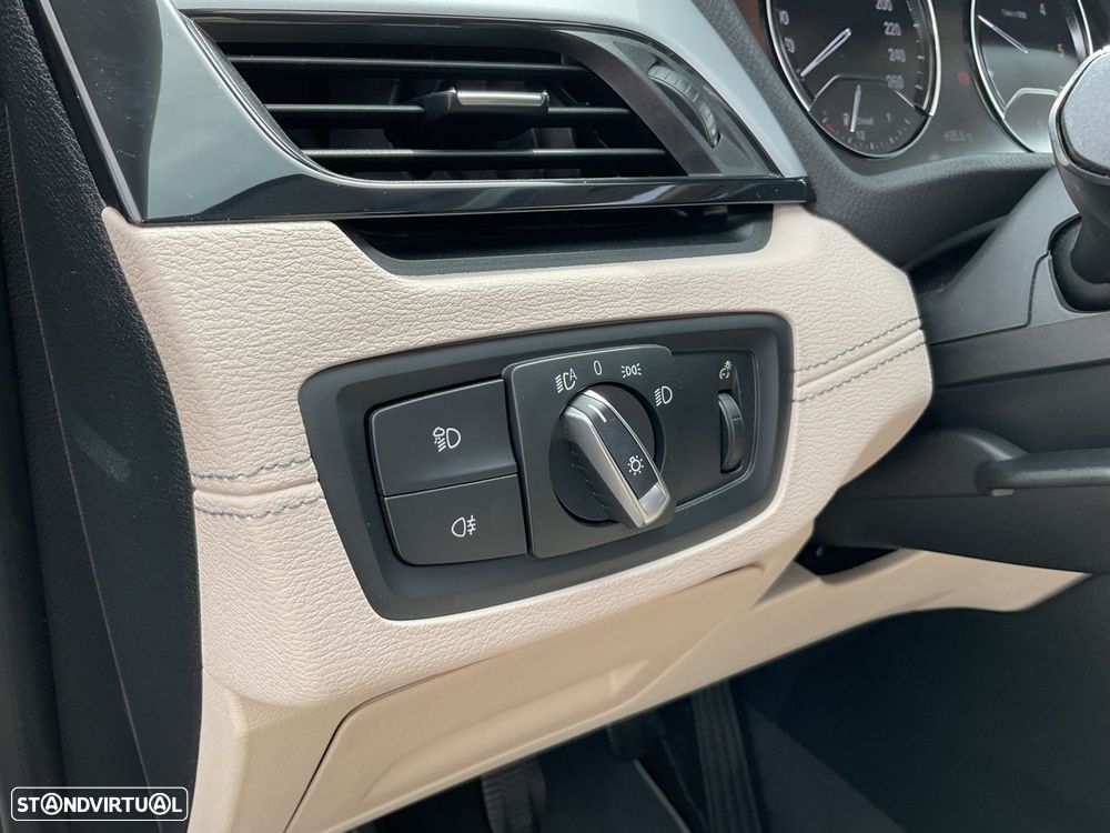 BMW X2 16 d sDrive - 18
