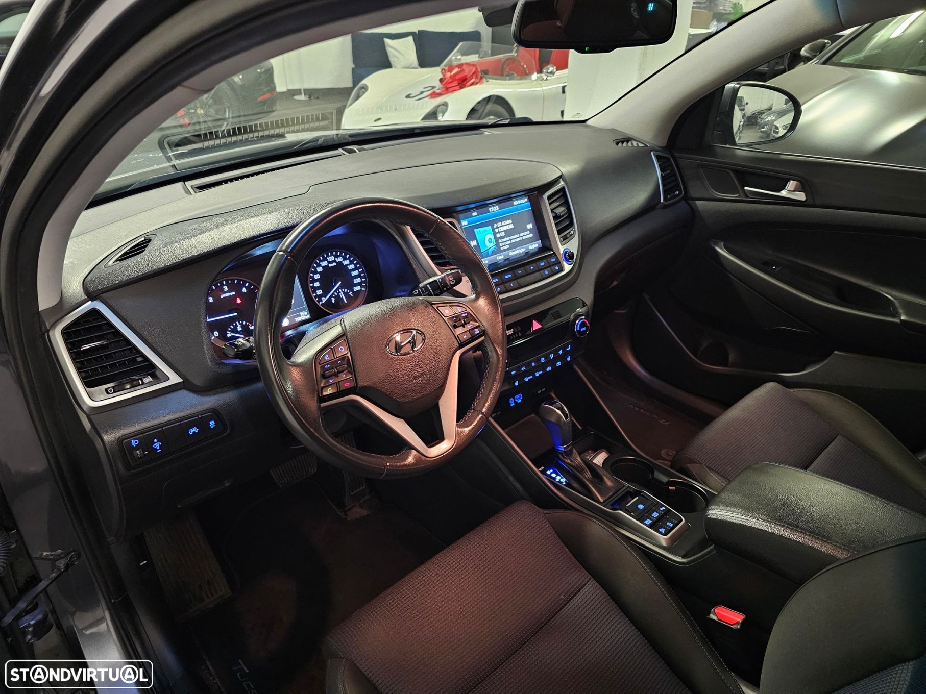 Hyundai Tucson 1.7 CRDi Premium DCT - 11