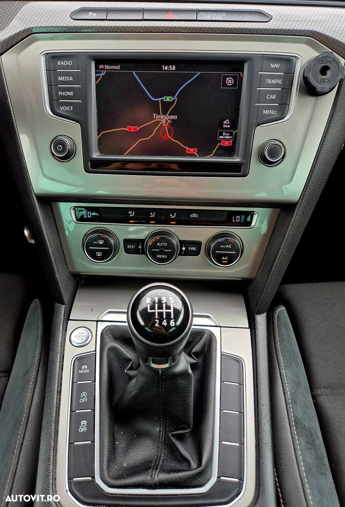 Volkswagen Passat Alltrack - 12