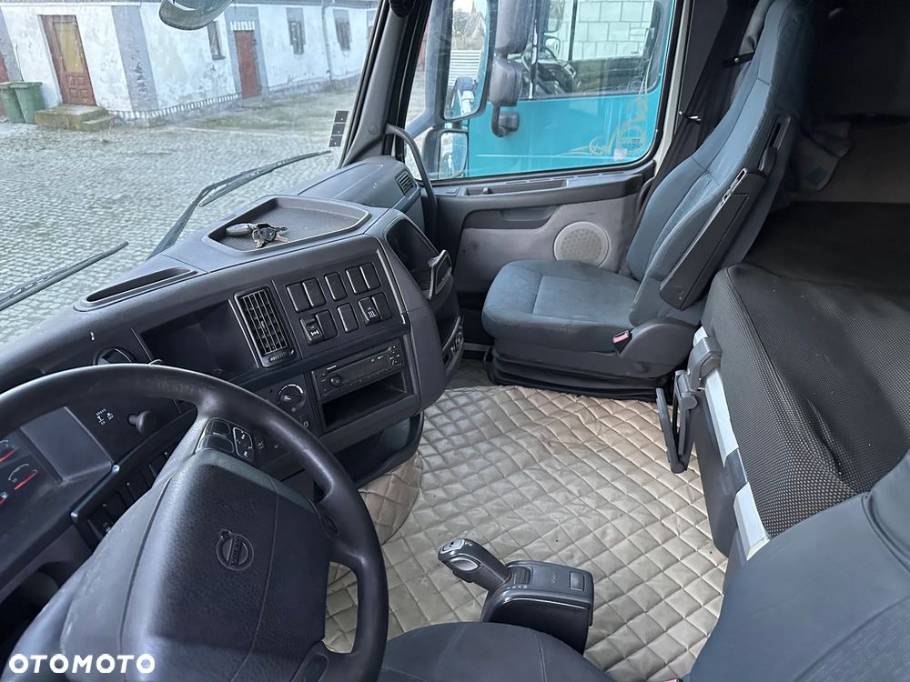 Volvo FH12 - 9