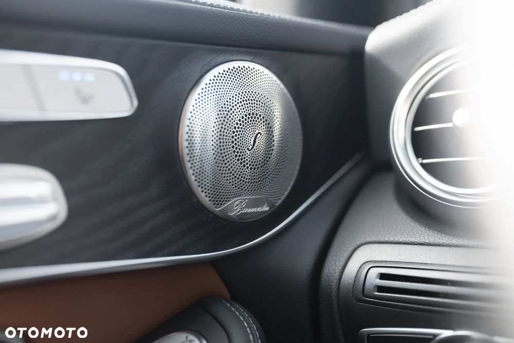 Mercedes-Benz GLC - 24