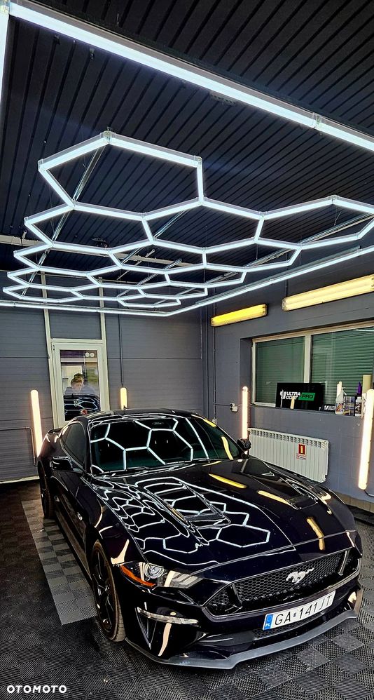 Ford Mustang - 2
