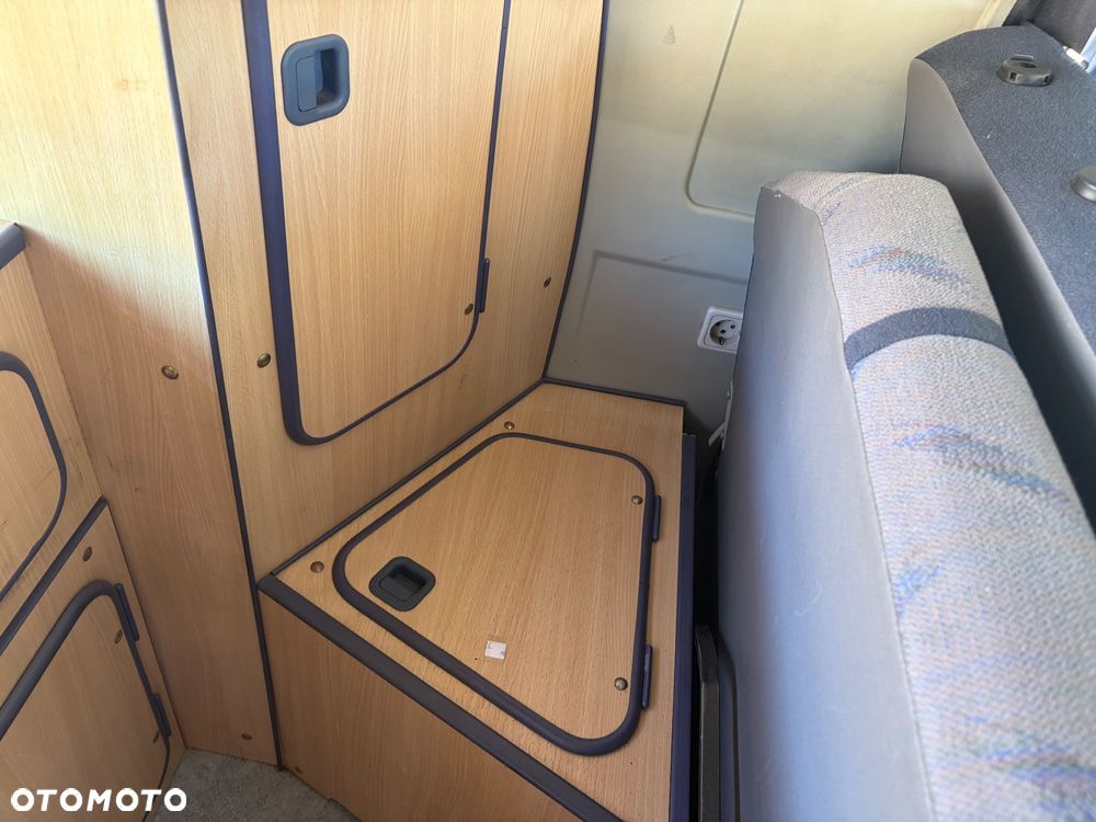 Ford Transit - 21