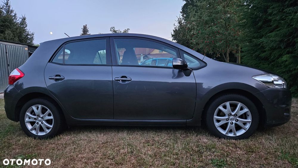 Toyota Auris 1.6 Active - 13