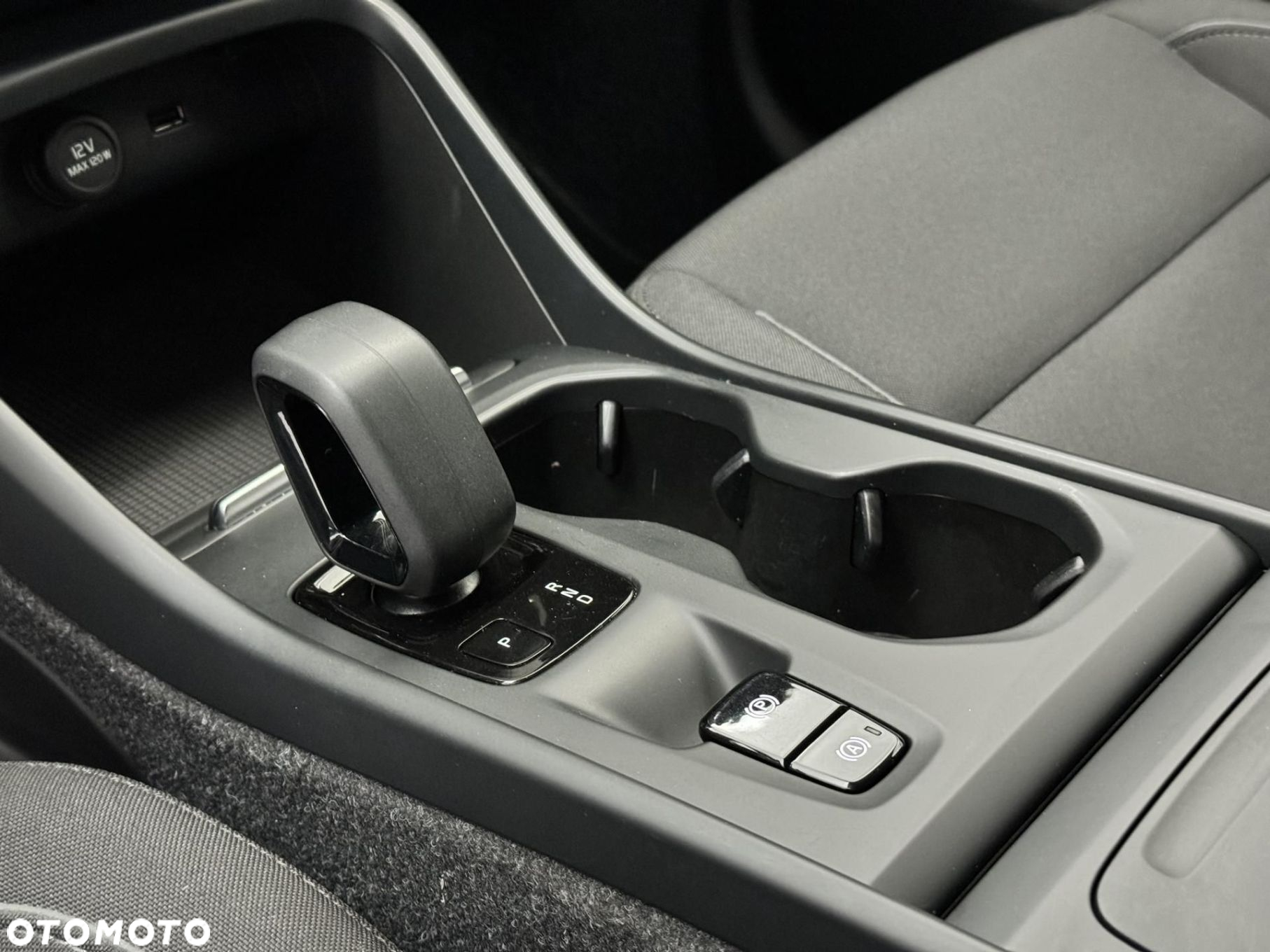 Volvo XC 40 - 20