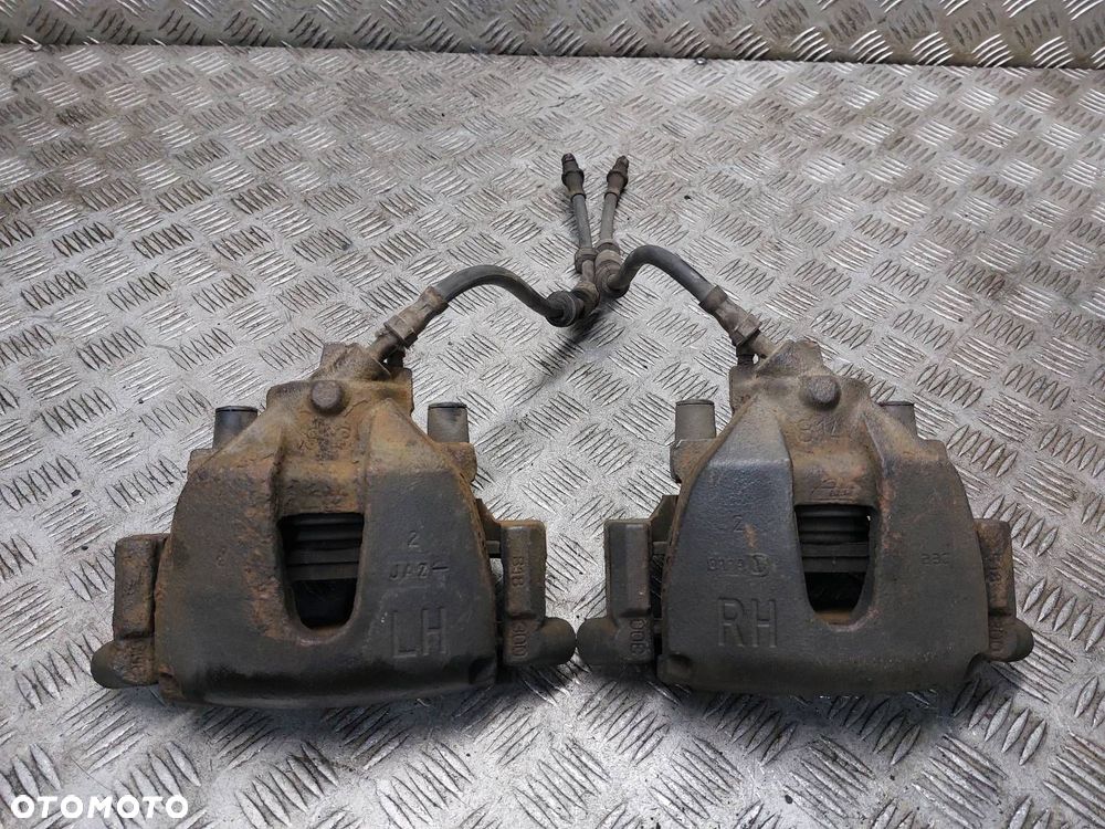 TARCZE HAMULCOWE PRZÓD + ZACISKI VOLVO V50 I 2.0 D - 7